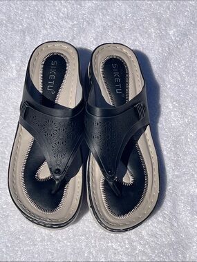 Black Decorative Thong Sandals for Women